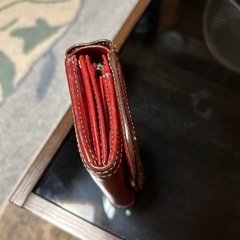 Dakota二つ折り財布の画像