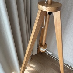 IKEA ラウテルスフロアランプの画像