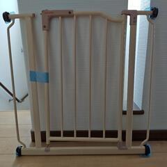 Croomy ベビーゲートの画像
