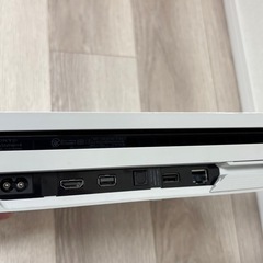 PS4Pro +付属品の画像