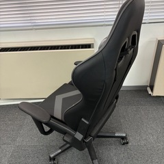 meseracing ゲーミングチェアの画像