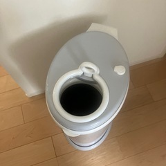 おむつ用ゴミ箱の画像