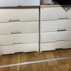 衣装ケースの画像