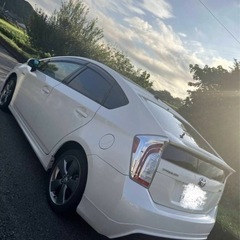 プリウス後期　Gグレード　サンルーフ　車検8月末の画像