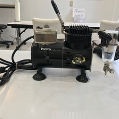 エアブラシコンプレッサー&ハンドピースの画像