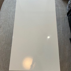 サイズを変えられるテーブルの画像