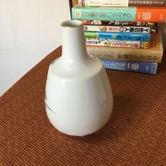 花器 有田焼 秀峰 花瓶 壺 陶磁 陶芸 工芸品 高さ19㎝ 一輪挿し オブジェ インテリアの画像