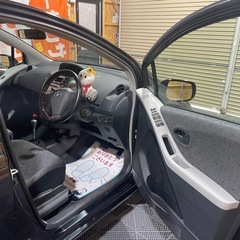 トヨタ　ヴィッツ　平成22年2.9万キロ　2WD 1.0B Sエディション　一時抹消の画像