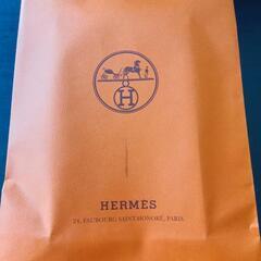 VUITTON、HERMES紙袋の画像