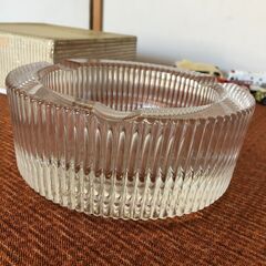 【昭和レトロ/雑貨】硝子 ガラス 豪華 灰皿 未使用品 重量1.5㎏ 株式会社河島商店新築記念 喫煙グッズの画像