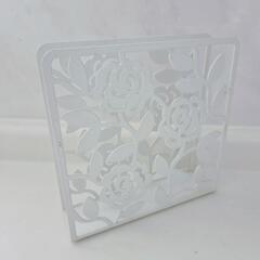 ナプキンホルダー 白 花柄の画像