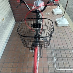 ★26インチ新車　一台限り★お洒落なカラータイヤ　LEDダイナモライト付き　ブラック×レッドの画像