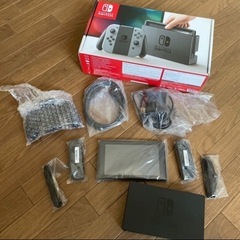 【箱付き】Nintendo Switch 本体の画像