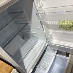 SHARP冷蔵庫の画像