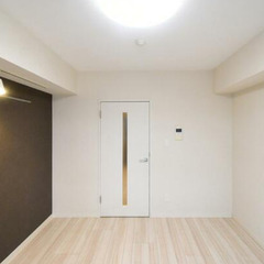 初期費用も安く審査も緩い!!💪白を基調としたお部屋にアクセントク...