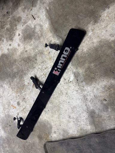 inno フェアリング　イノー　ルーフキャリア　風切り音防止