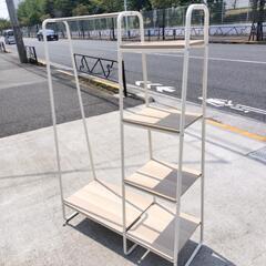 ハンガー付き棚の画像