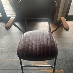 ダイニングチェアの画像