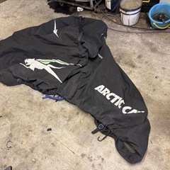 アークティックキャット　 ボディーカバー　スノーモービル　スノーモービルカバー　純正　キャットの画像