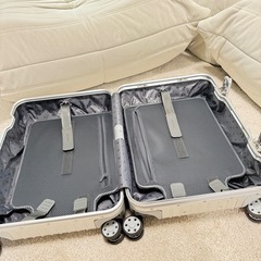 RIMOWA スーツケース機内持ち込みOKの画像