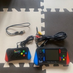 ポータブルゲーム機　　
の画像