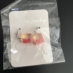 可愛いピアスの画像