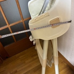テーブル付き　ベビーローチァーハイチェアーの画像