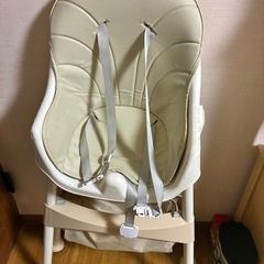 テーブル付き　ベビーローチァーハイチェアーの画像