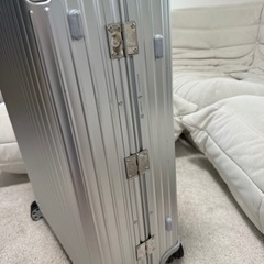 RIMOWAエルサイズ スーツケース　の画像