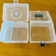 【無料】取っ手付き収納ケース2個セット 小物入れ 救急箱の画像