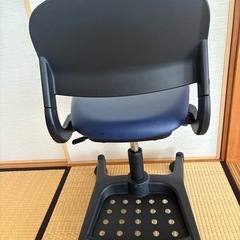 【１０００円】コイズミ学習デスク用の椅子☆高さ調整可の画像