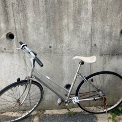 クロスバイク自転車の画像