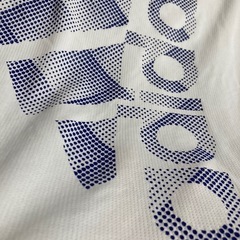 adidasクール素材、140サイズの画像