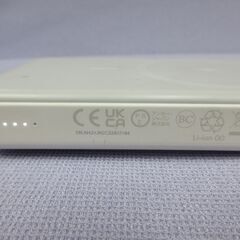 ( M-792 )Anker 633 Magnetic Battery (MagGo) アンカー モバイルバッテリー A1641 10000mAh(2×5000mAh) Qi マグネット式ワイヤレス充電器 PSEマーク認証 USB Type-C ホワイト 白 中古 動作確認済みの画像