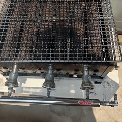 AKS 業務用 ガス式 網焼き器（焼物グリラー）  BY-3  ガス管部分（プロパン）の画像