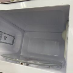 J2074【リユースのサカイ柏店】YUASA PRIMUS ユアサプライムス　電子レンジ　PRE-702B　2022年製 クリーニング済　参考価格：13,800円の画像