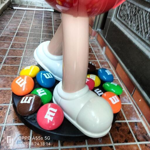 非売品M & M sディスプレイ！本日引き取りなら多少値引きします