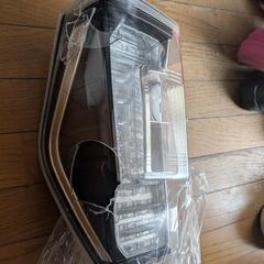 タント テールランプ  ジャンクの画像