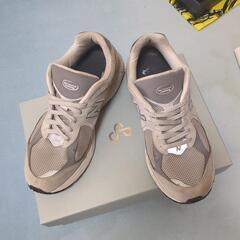 ニューバランス/New Balance 2002の画像