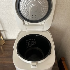 【一人暮らしにピッタリ】炊飯器の画像