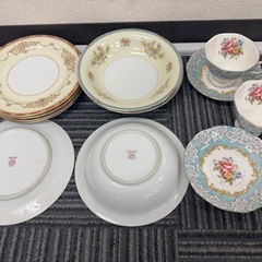 【差し上げます】ブランド食器の画像