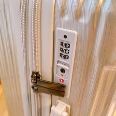 新品未使用！！スーツケース40L 機内持ち込み　1〜3泊用の画像