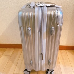 新品未使用！！スーツケース40L 機内持ち込み　1〜3泊用の画像