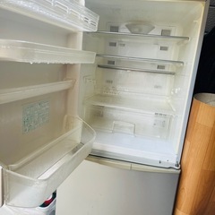 415リットル冷蔵庫の画像