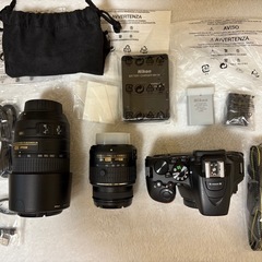 美品！Nikon ニコン D5500 AF-S DX NIKKOR 18-55 55ー300 VR Wレンズキット 未記入保証書　外箱、内箱　有り　数回使用の美品！ の画像