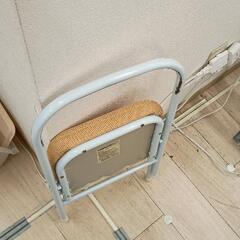 0825-067 【無料】 折りたたみ椅子の画像