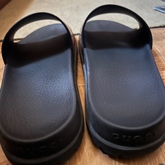GUCCIスリッパの画像