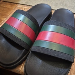 GUCCIスリッパの画像