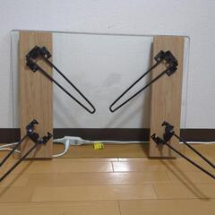 ガラステーブル『折りたたみ』　　　の画像