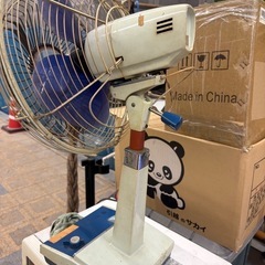 通電不可　ジャンク　MITSUBISHI 三菱レトロ　扇風機の画像